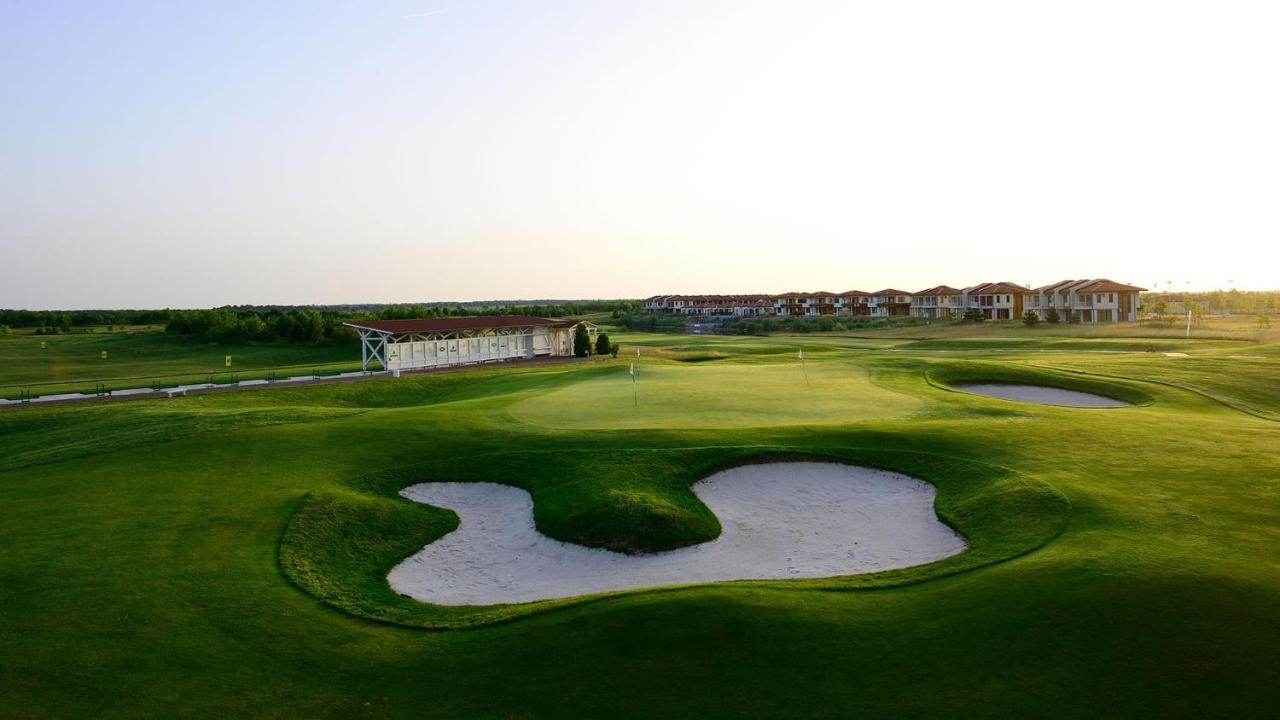 Golf Villa In Lighthouse Golf & Spa Resort Baltschik Exterior foto